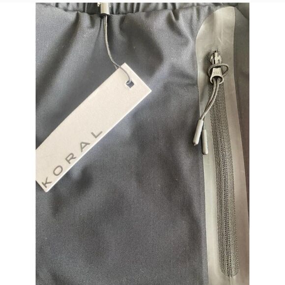 NWT Koral Statement Nyal Red and Black Short - Picture 6 of 6